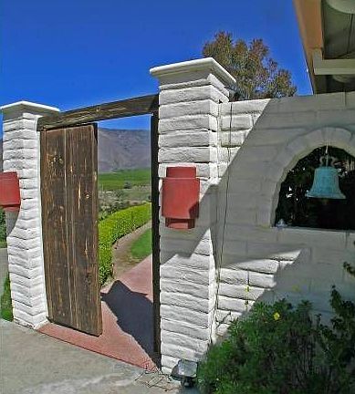 Entry Gate