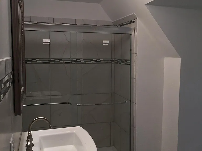 615 W Ferry St #6 — Photo 5