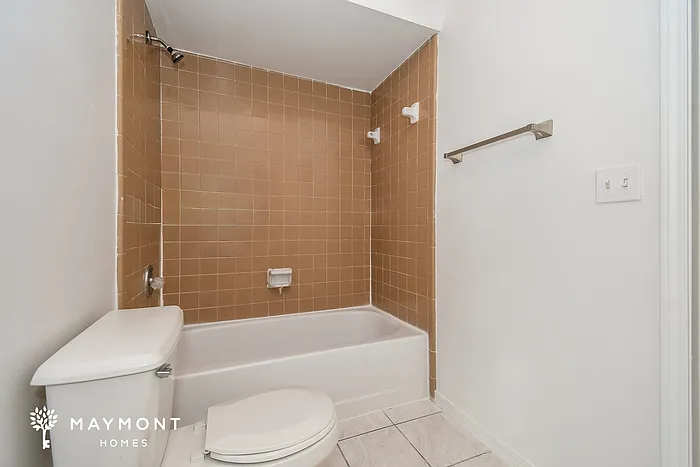 5577 Cabot Dr N — Photo 10