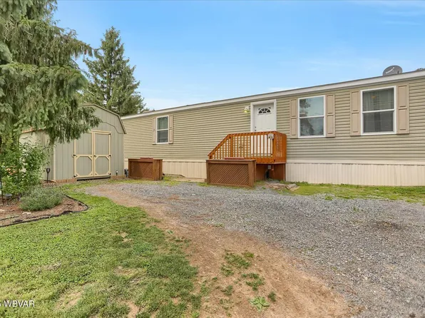 212 Sanctuary Blvd, Lock Haven, PA 17745