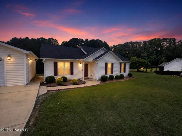 124 Stockbridge Drive, Selma, NC 27576