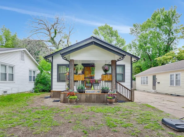 626 S Fountain St, Wichita, KS 67218