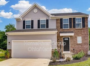 105 Regatta Park Dr, Fairborn, OH 45324