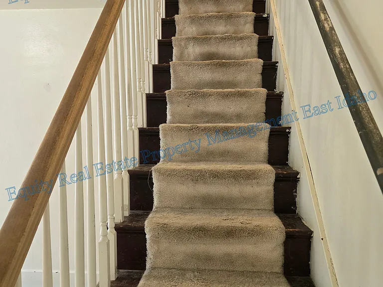 925 W Clark St #925 — Photo 32