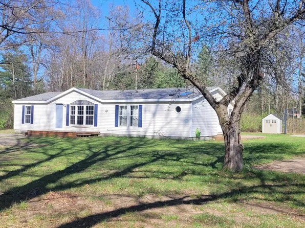 17978 130th Ave, Nunica, MI 49448