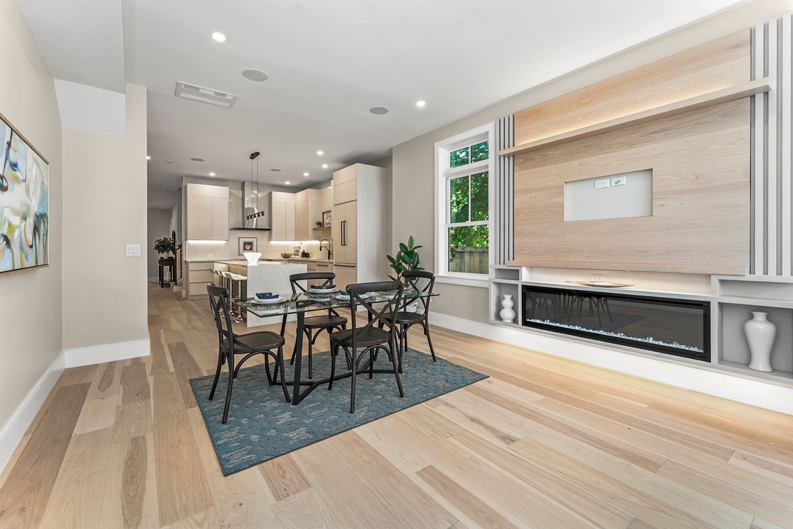 next background image