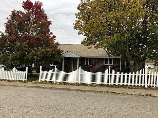 137 7th Street Ext photo 1