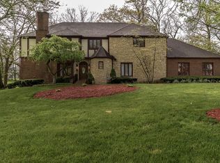 160 Trailwoods Dr, Dayton, OH 45415