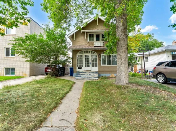 510 S 8th St SE, Medicine Hat, AB T1A 1M2