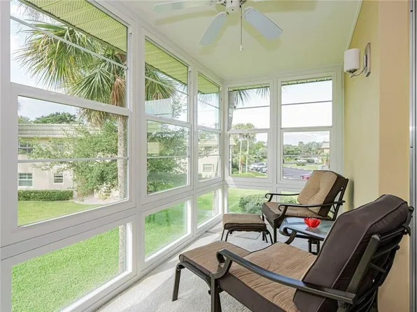 35 Vista Gardens Trl, Vero Beach, FL