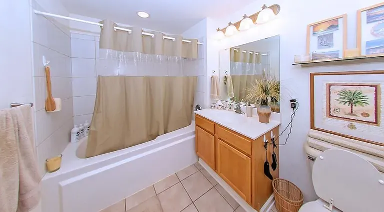586 N Midvale Blvd — Photo 11