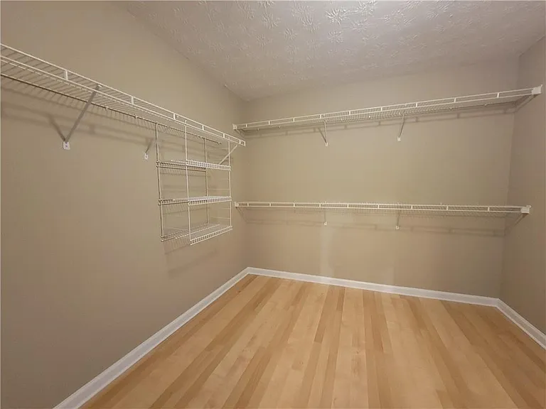 1325 Heatherton Rd — Photo 13