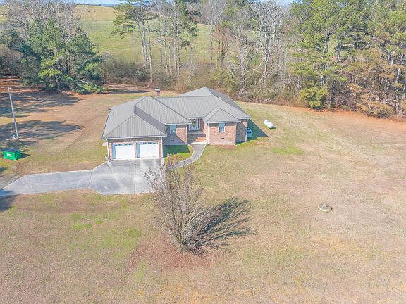 3rd image of 430 Kemp Rd
