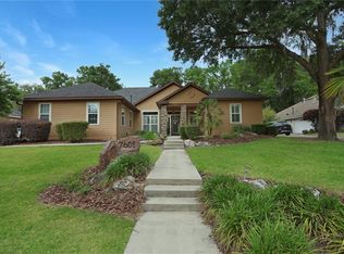 7608 White Oaks Rd, Alachua, FL 32615