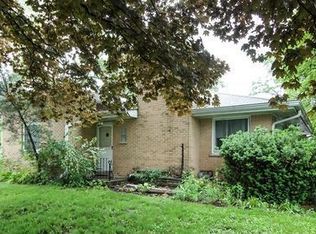96 E Terra Cotta Ave, Crystal Lake, IL