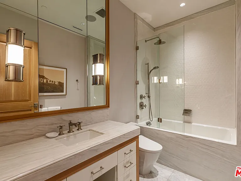 618 N Beverly Dr — Photo 25