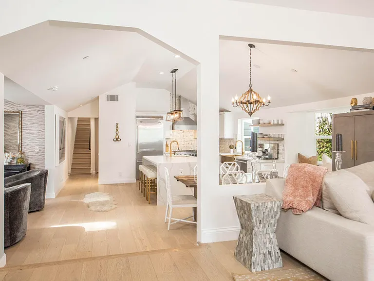 627 Romero Canyon Rd — Photo 10