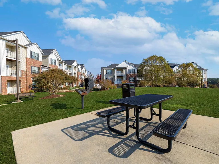 Picnic Seating at Alcove Garner Apartments