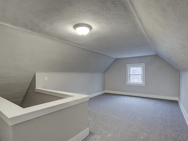 366 N Firestone Blvd — Photo 13