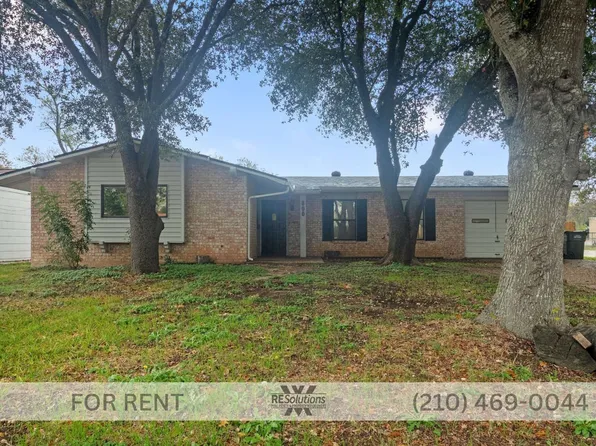 800 Brooks Ave, Schertz, TX 78154