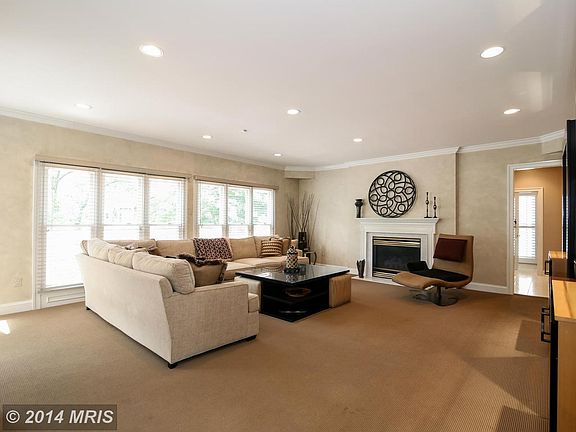 4th image of 11600 Glynshire Ct