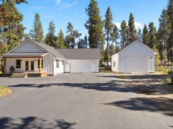 17349 Harlequin Dr, Bend, OR 97707