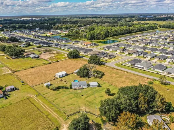 318 Skyblue Ln #8, Auburndale, FL 33823