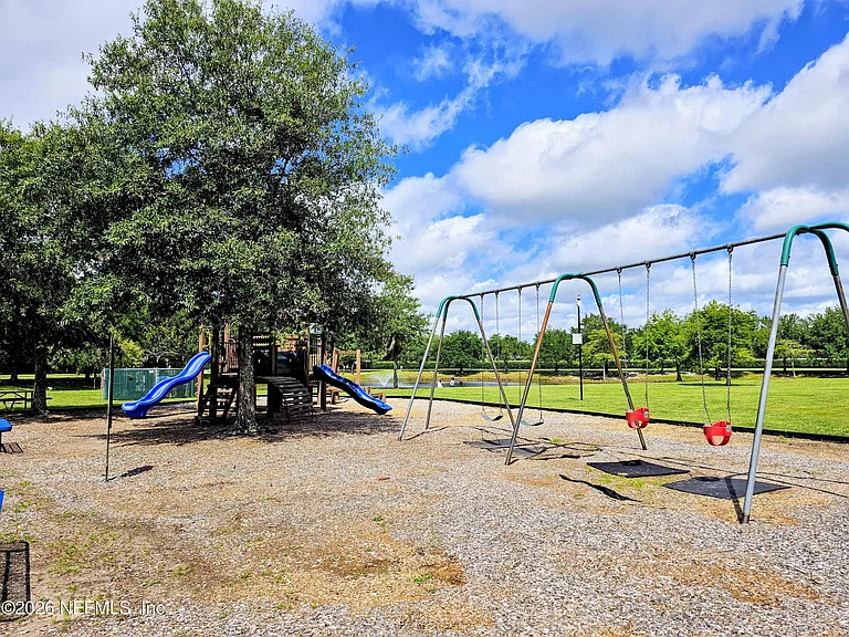 535 Wooded Crossing Cir — Photo 38