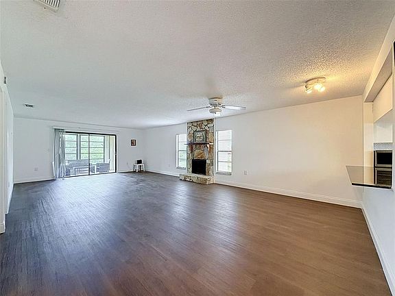 5th image of 9950 EAGLES POINT CIRCLE #2