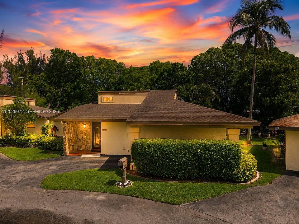 1st image of 8149 Royal Palm Ct #3