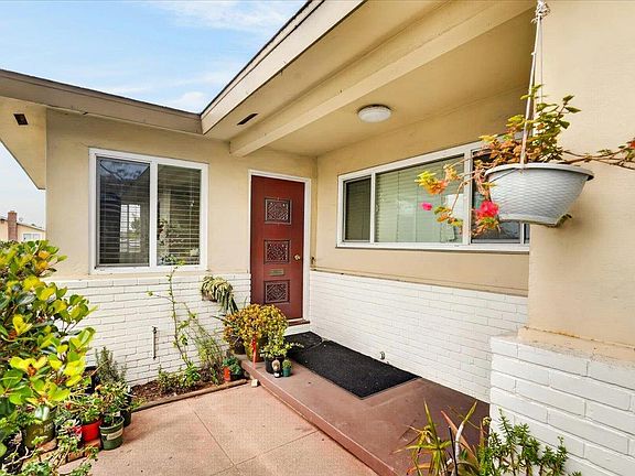 4th image of 1148 Modoc St