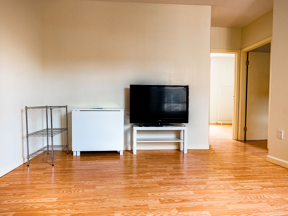 1st image of 149 Elizabeth St #1FF