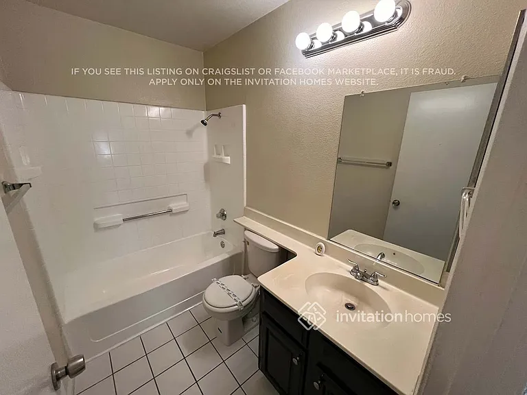 3019 Chablis Ave — Photo 8