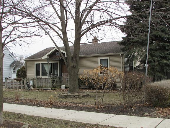 2nd image of 312 Dewey Ave