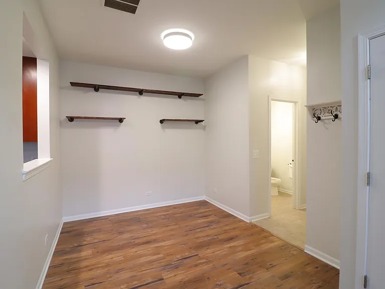 1940 Candlelight Cir — Photo 4