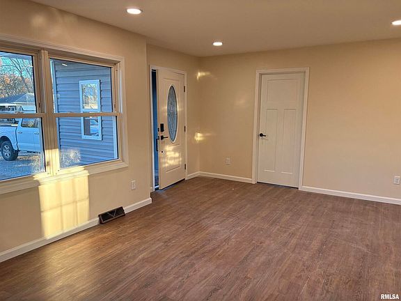5th image of 504 Westhaven Dr