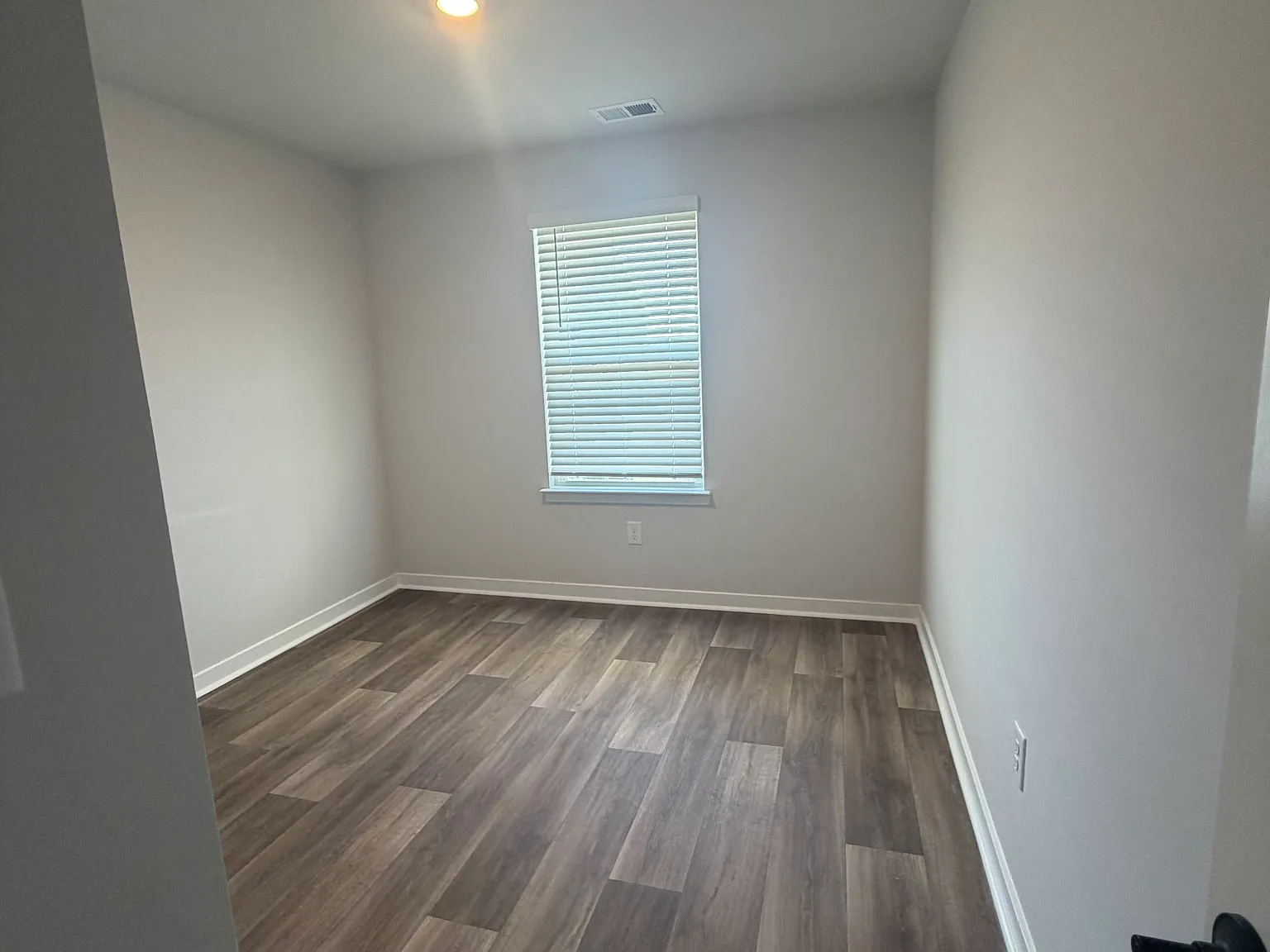 1429 King Oaks Loop - 1 — Photo 3