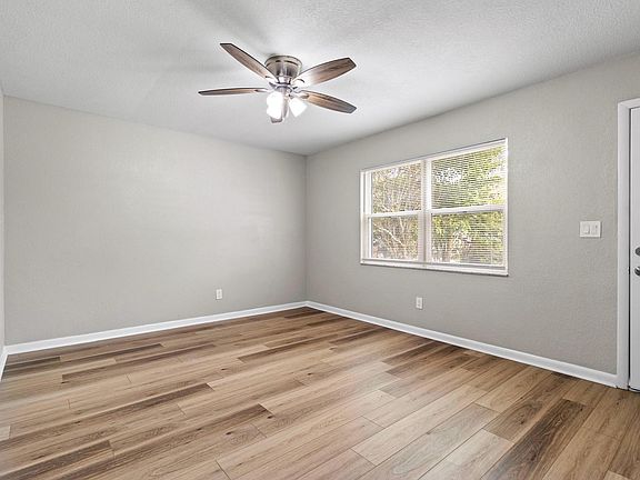 2nd image of 3726 9th Ave S