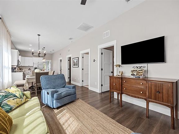4th image of 3002 N 16TH STREET