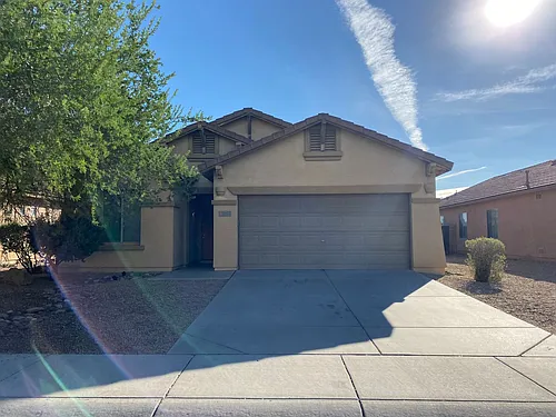517 S 115th Dr Photo 1 517 S 115th Dr Photo 1