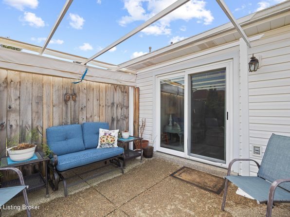 208 Cornell Ave, Mount Washington, KY 40047
