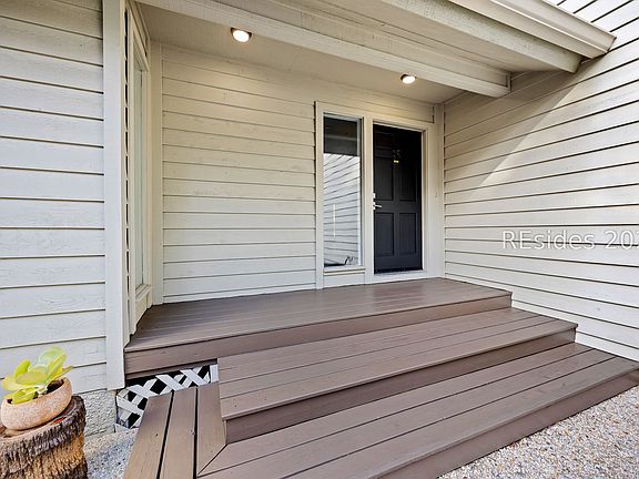 3rd image of 42 Wax Myrtle Court