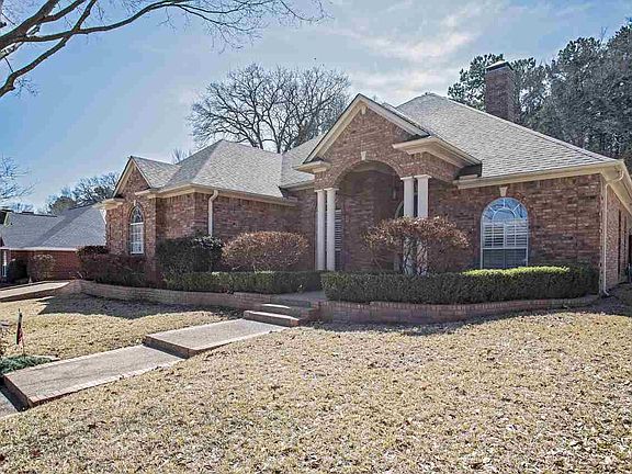 5th image of 4009 Lazy Creek Dr