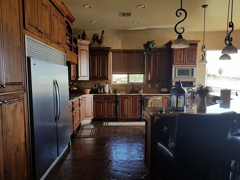 156 S Crest Line Dr — Photo 7