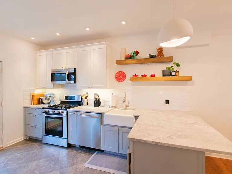 2207 Kimball St — Photo 10