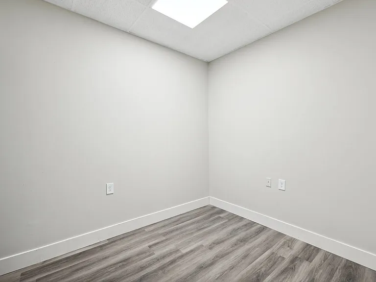 Franklin Park Apartments — Photo 28