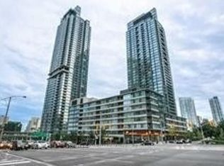 15 Fort York Blvd #701, Toronto, ON M5V 3Y4