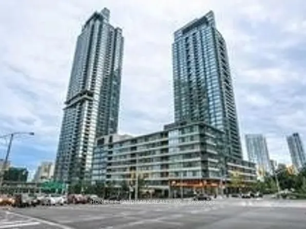15 Fort York Blvd #701, Toronto, ON M5V 3Y4