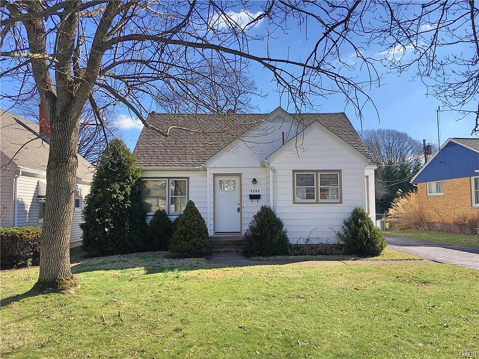 1st image of 2704 Hazelwood Ave