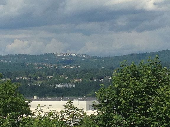 View of the Valley from L/R